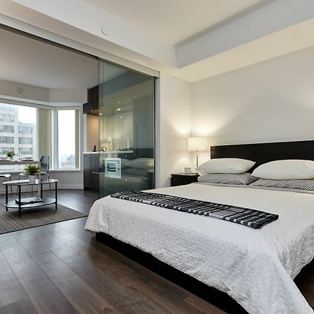 Atlas Suites - Yorkville Furnished Apartments Торонто Экстерьер фото