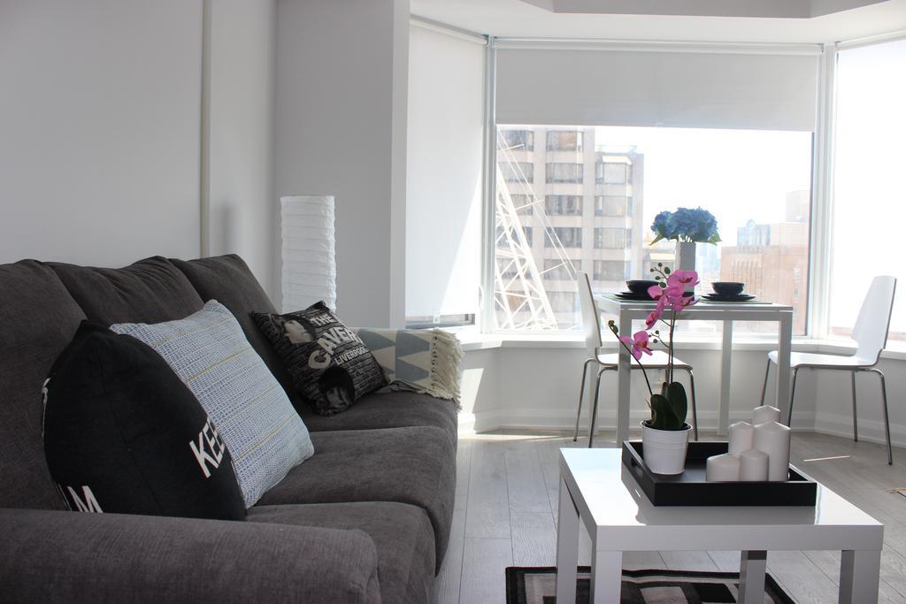 Atlas Suites - Yorkville Furnished Apartments Торонто Номер фото