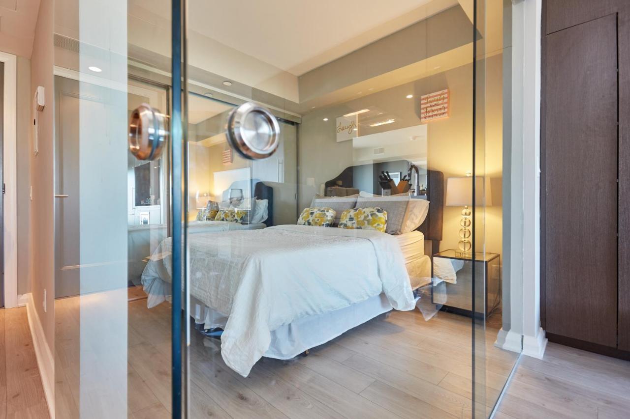 Atlas Suites - Yorkville Furnished Apartments Торонто Экстерьер фото